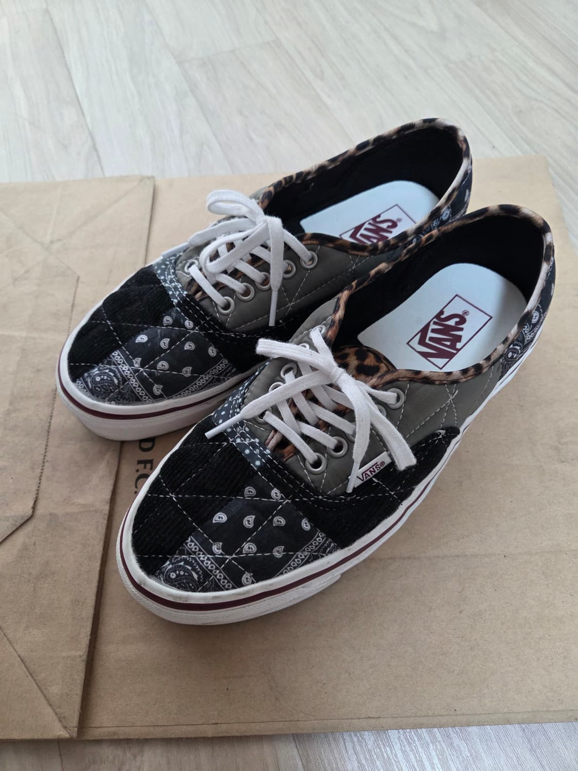 (260) 반스 어센틱 44dx 애너하임 팩토리 패치워크 상품이미지1