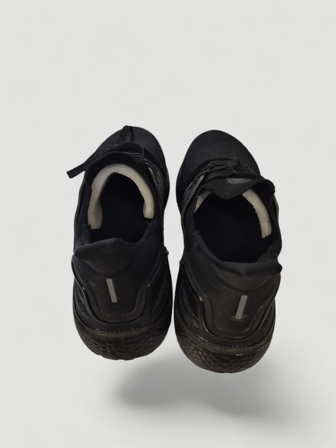 [265]아디다스 울트라부스트20 운동화 트리블블랙 상품이미지3