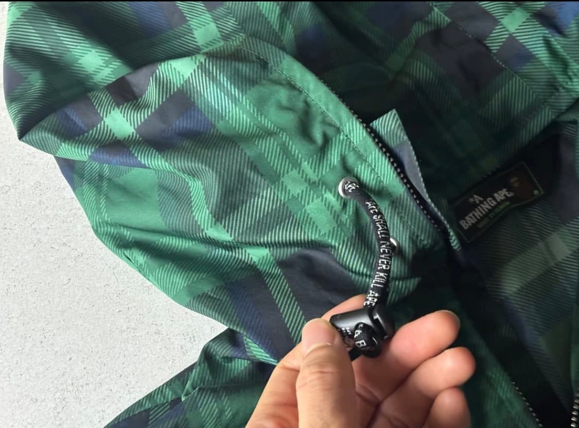 베이프 한정판 바람막이 상품이미지2