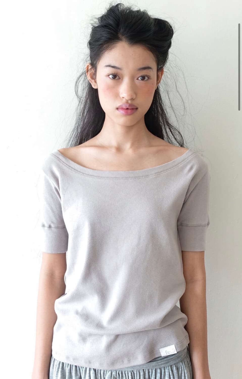 rib half top (greyish beige) 상품이미지1