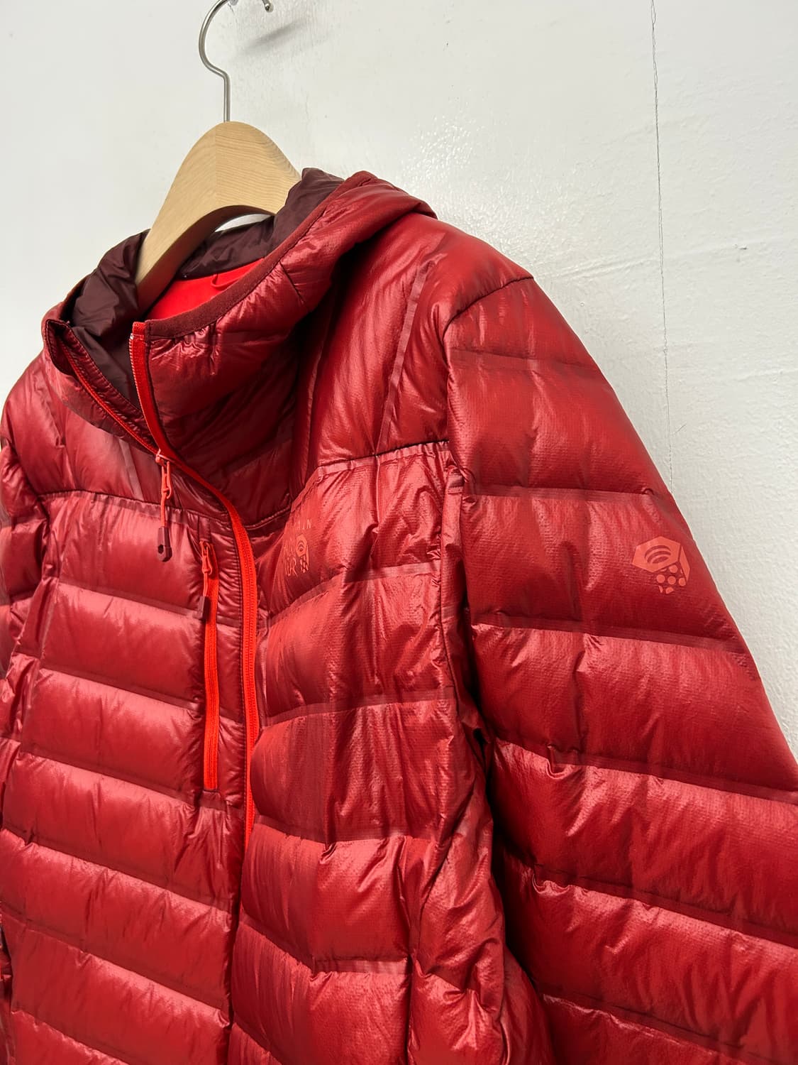 마운틴하드웨어 경량 패딩 상품이미지4