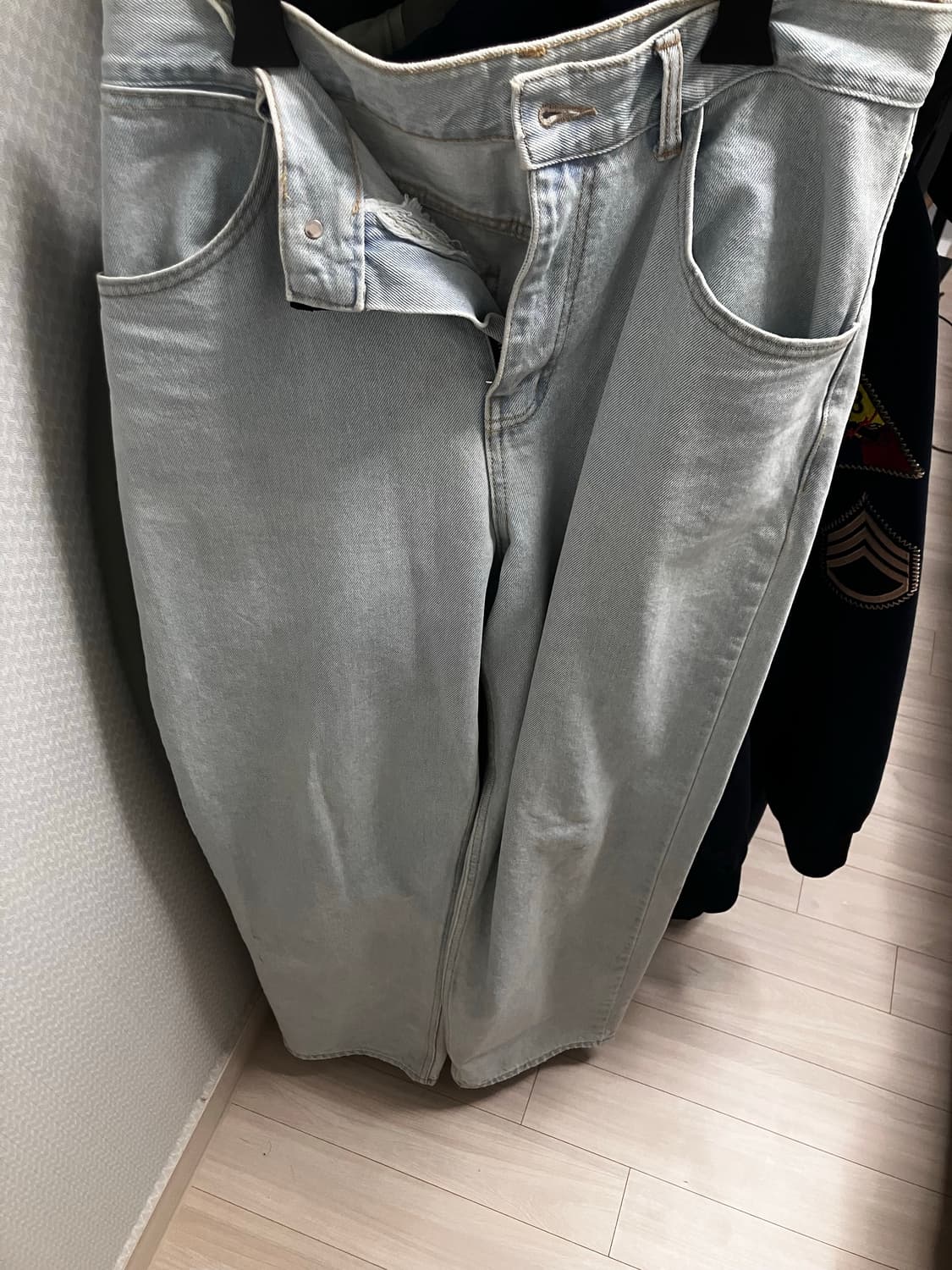 플라스틱 프로덕트 팬츠 상품이미지2