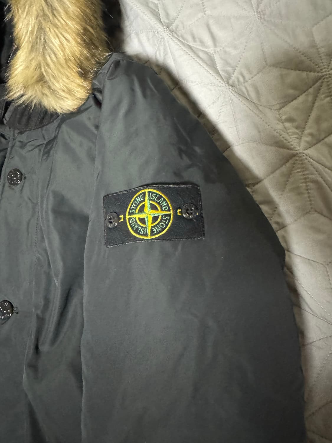 [L] 스톤아일랜드 마이크로랩스 코요테 롱패딩 자켓 크링클랩스 경량 후드 상품이미지2