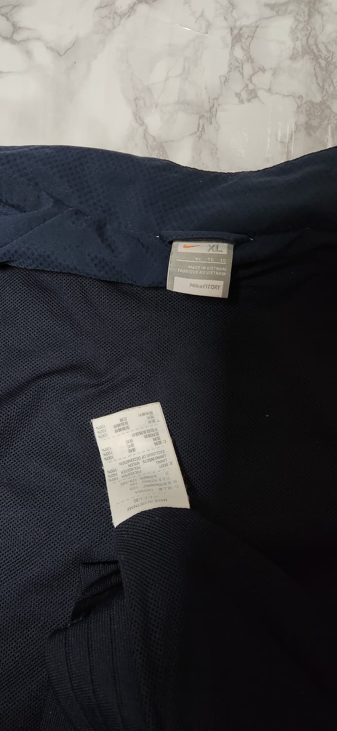 나이키 네이비x화이트 바람막이 자켓 상품이미지7