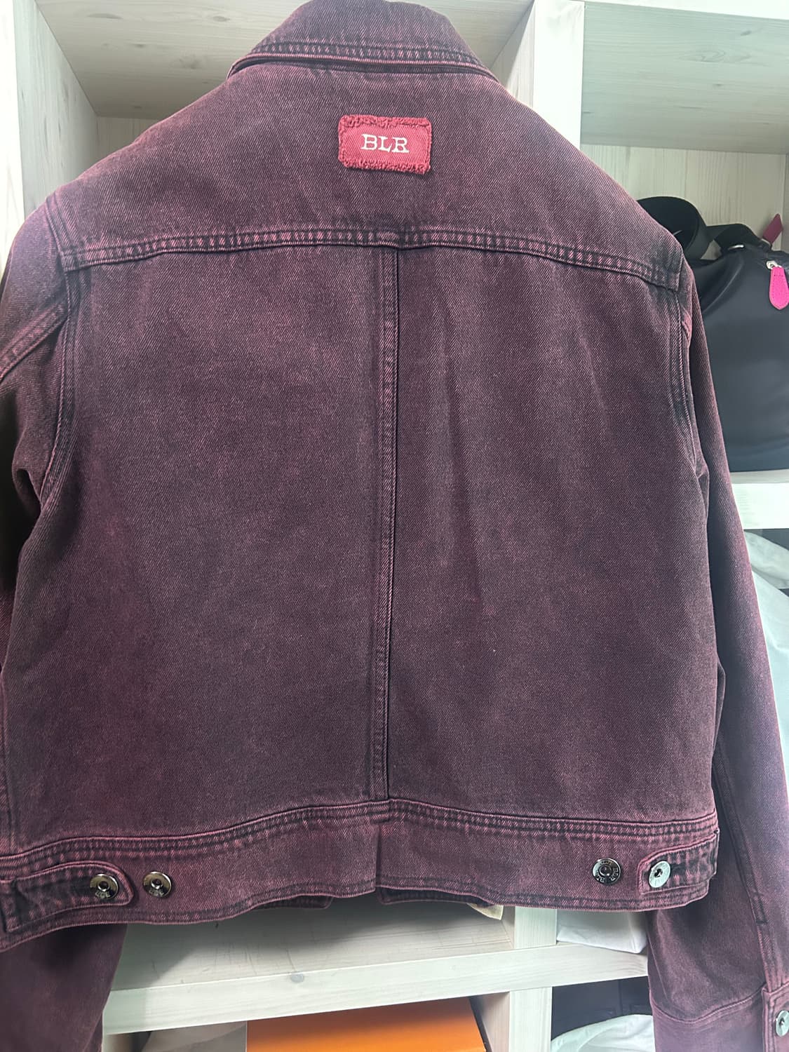 비엘알 Hidden Pocket Denim Trucker Jacket 상품이미지5