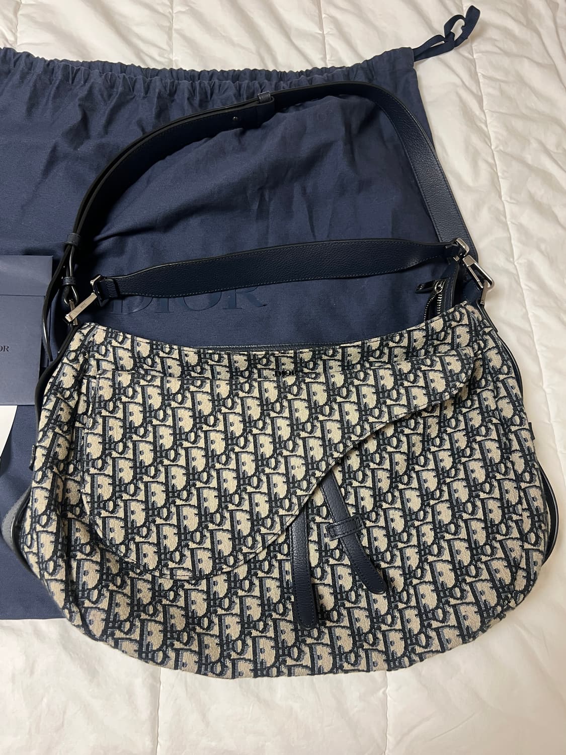 디올 새들 소프트 백 베이지 & 블랙 오블리크 상품이미지1