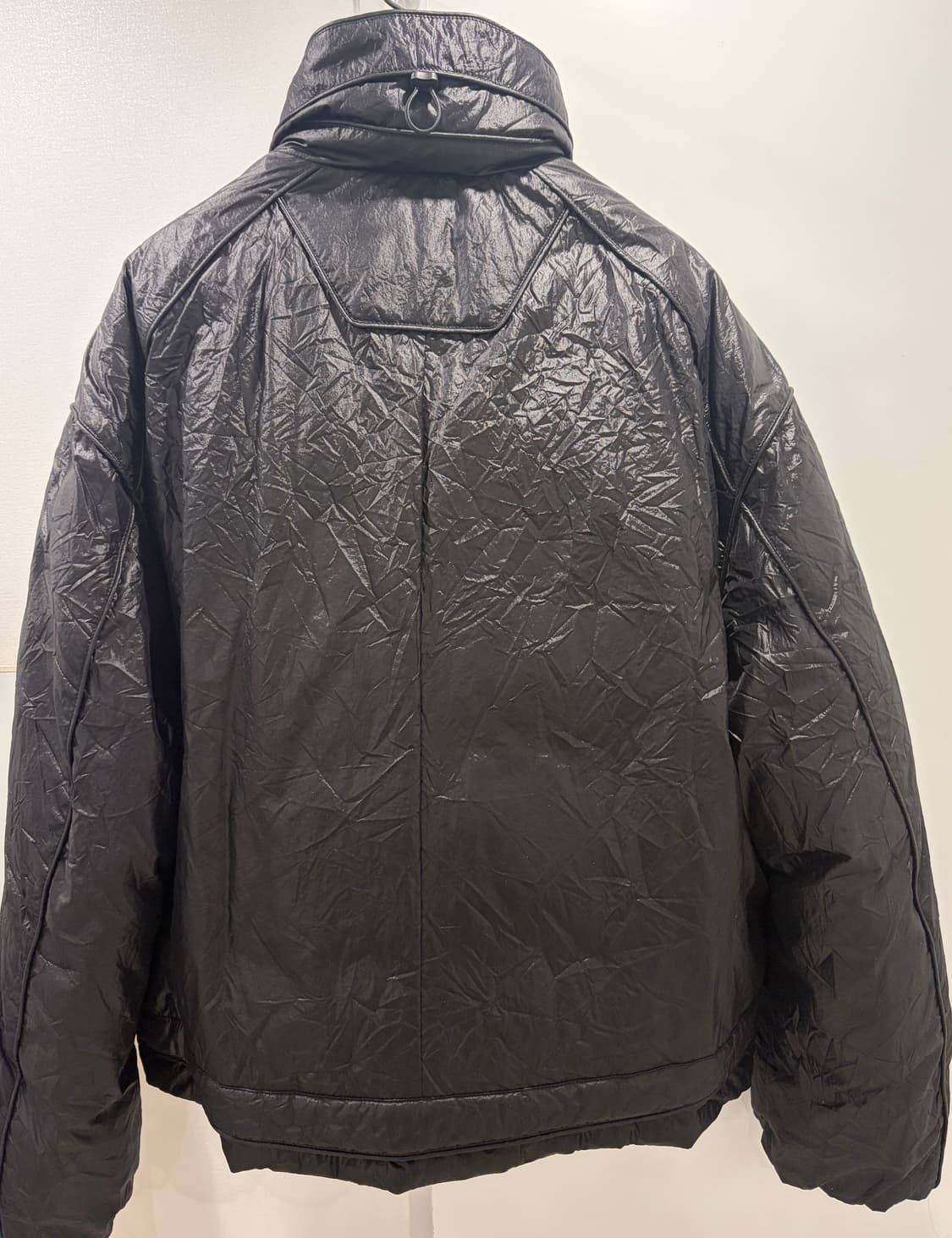 준지 24FW 오버핏 링클 구스다운 패딩 블랙 46사이즈 상품이미지2