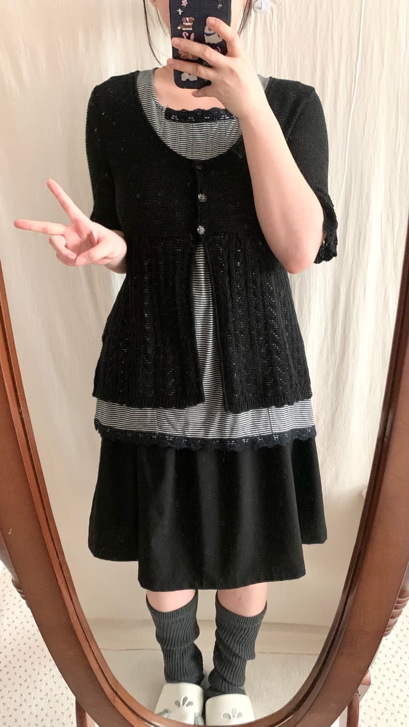 블랙 스트라이프 레이스 핀턱 슬리브리스 상품이미지5