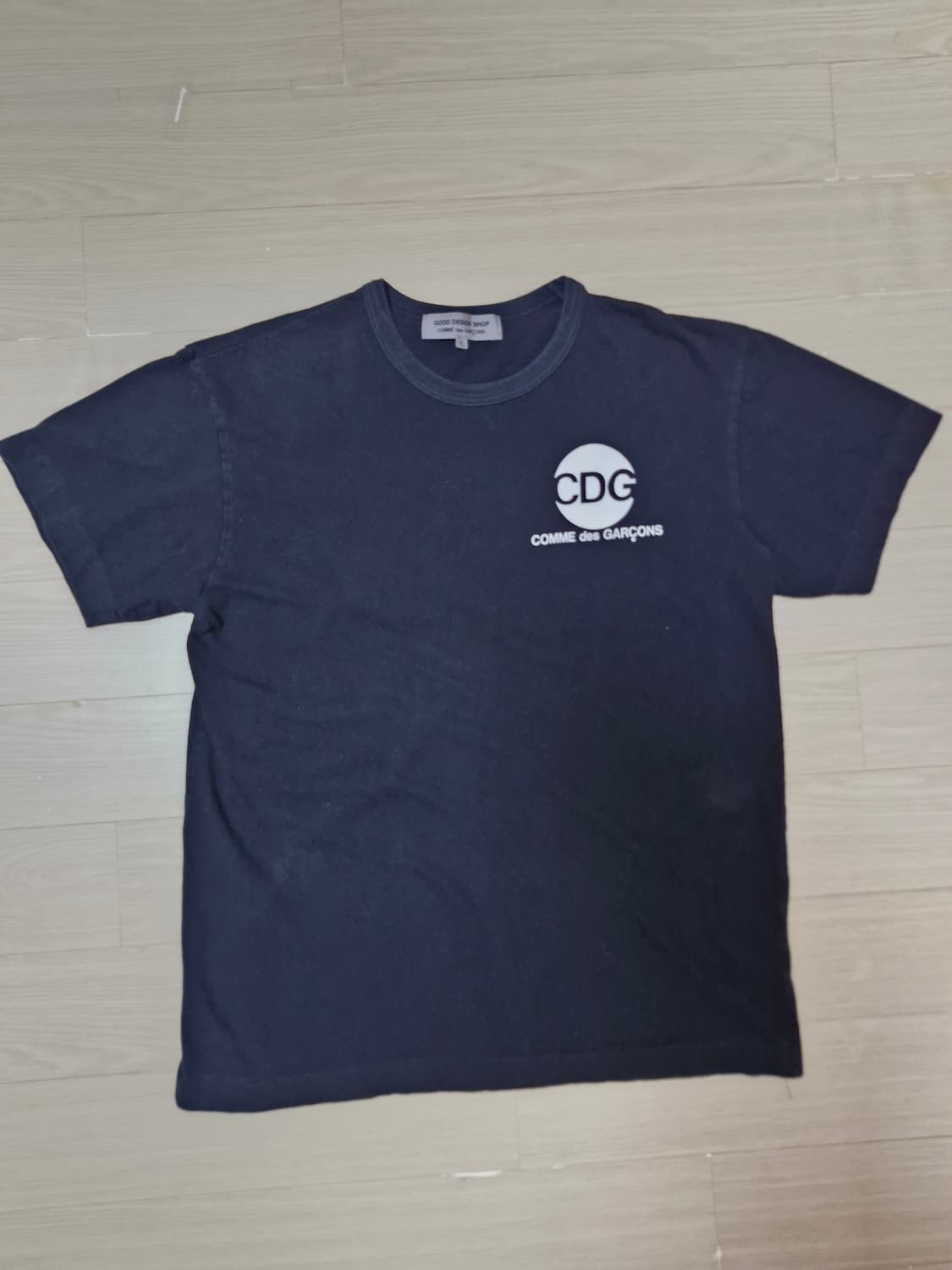[XL] 꼼데가르송 굿디자인샵 티셔츠 상품이미지1