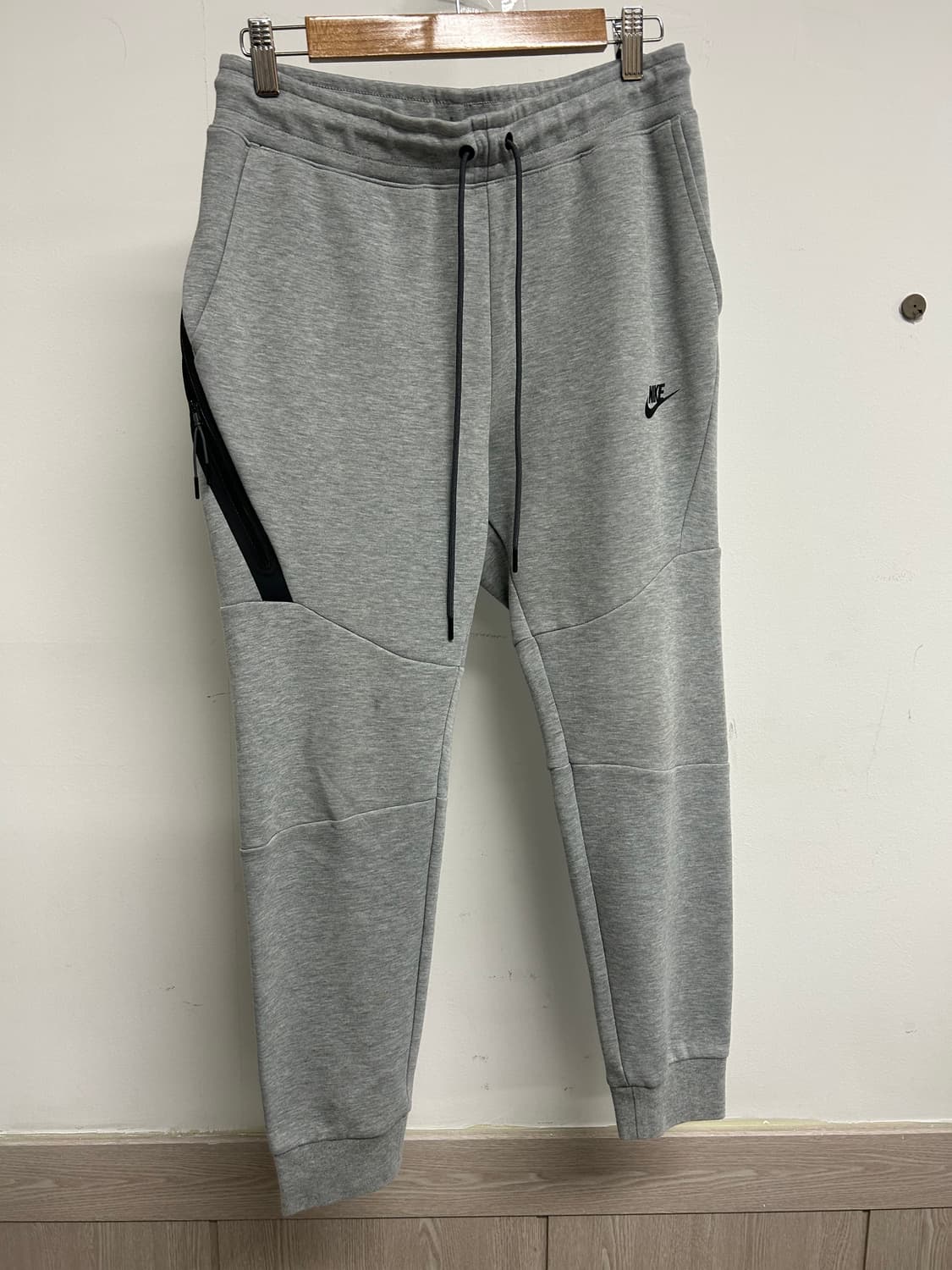 나이키 테크 플리스 조거팬츠 회색 80 상품이미지1