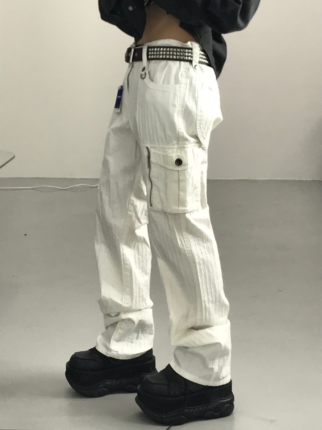 루이샤블론 화이트 포켓 팬츠 상품이미지2