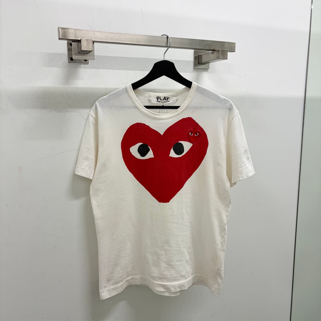 꼼데가르송 플레이 더블 하트 로고 반팔티 상품이미지2