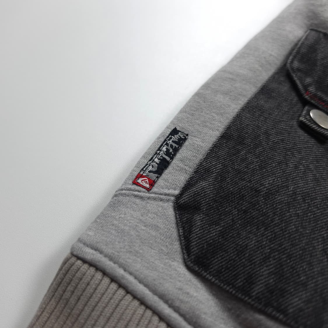 퀵실버 Y2K 올드스쿨 디테일 풀 집업 스웻 자켓 (M) 상품이미지4