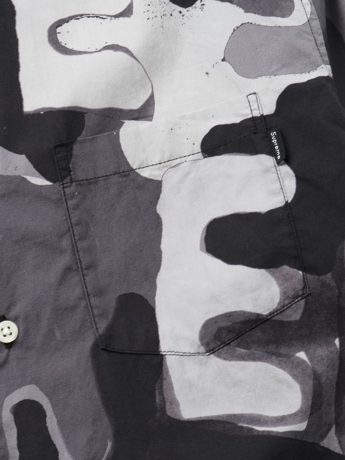 슈프림 Supreme Painted Logo Shirt 상품이미지5