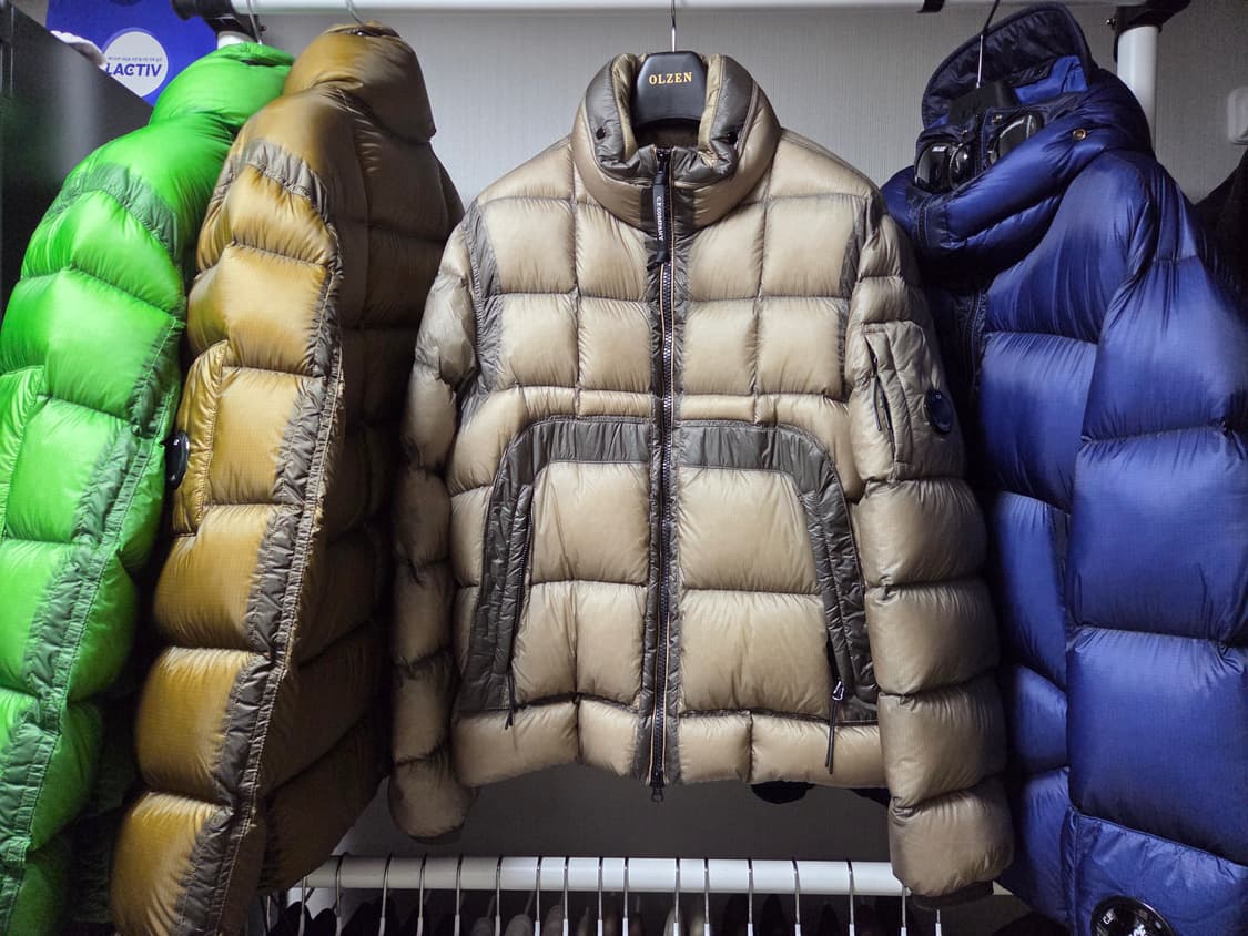 CP컴퍼니 DD쉘 24fw 빈티지카키 쇼트다운자켓 L 상품이미지1