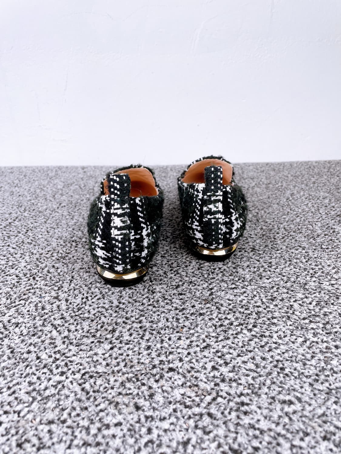 (정품/새상품) 니콜라스 커크우드 여성 블랙 화이트 체크 로퍼 상품이미지2