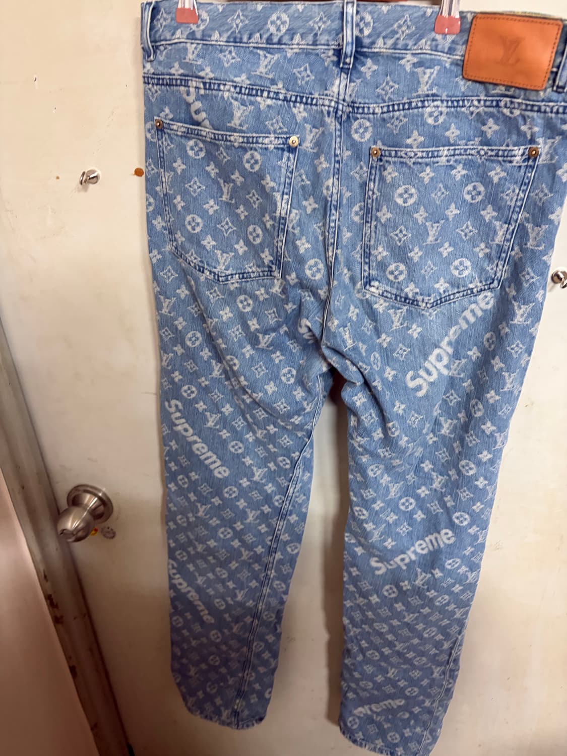슈프림 루이비통 데님 바지 상품이미지2