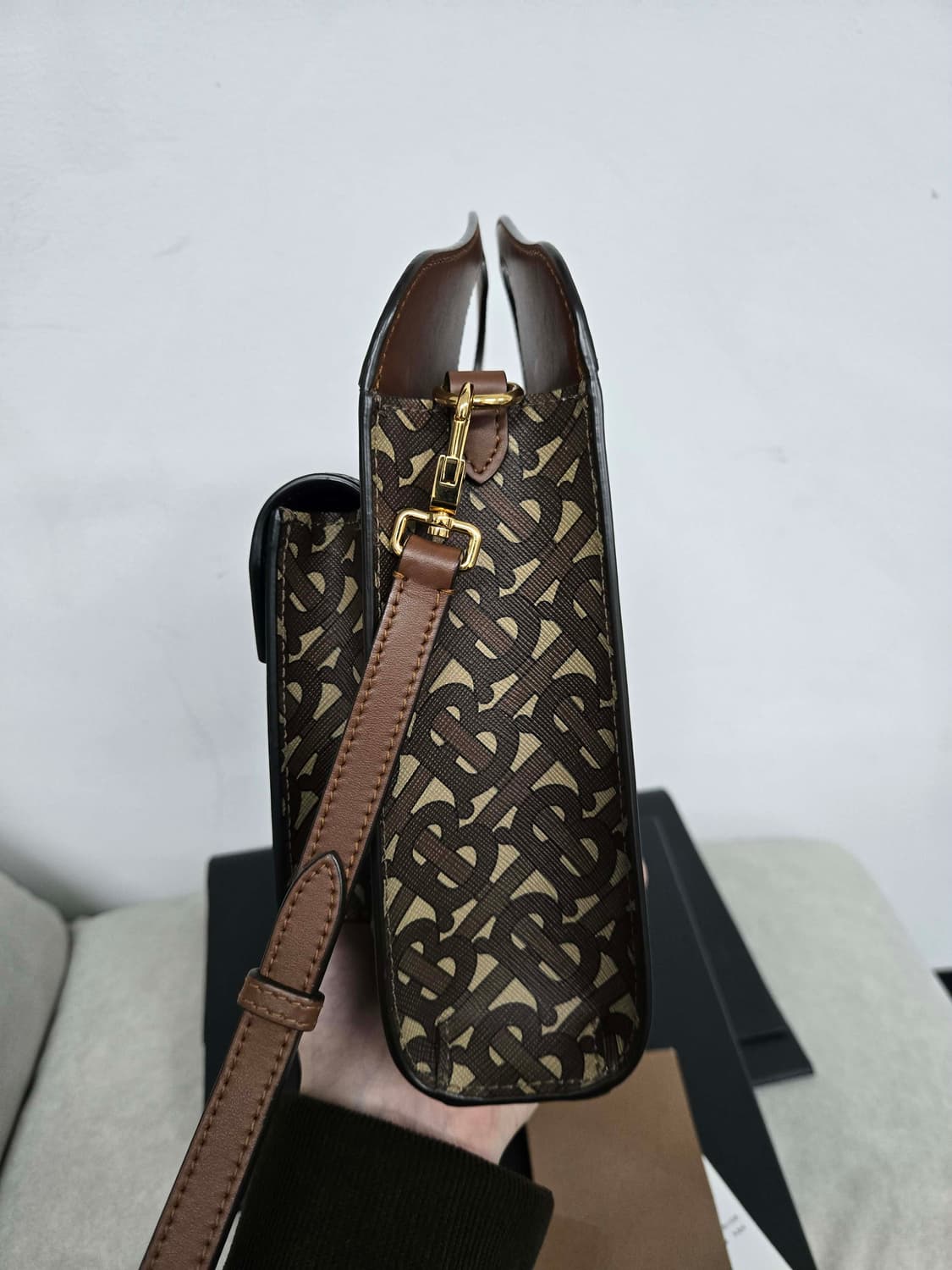 [보증서 정품] 버버리 스프라이트 숄더백 상품이미지4