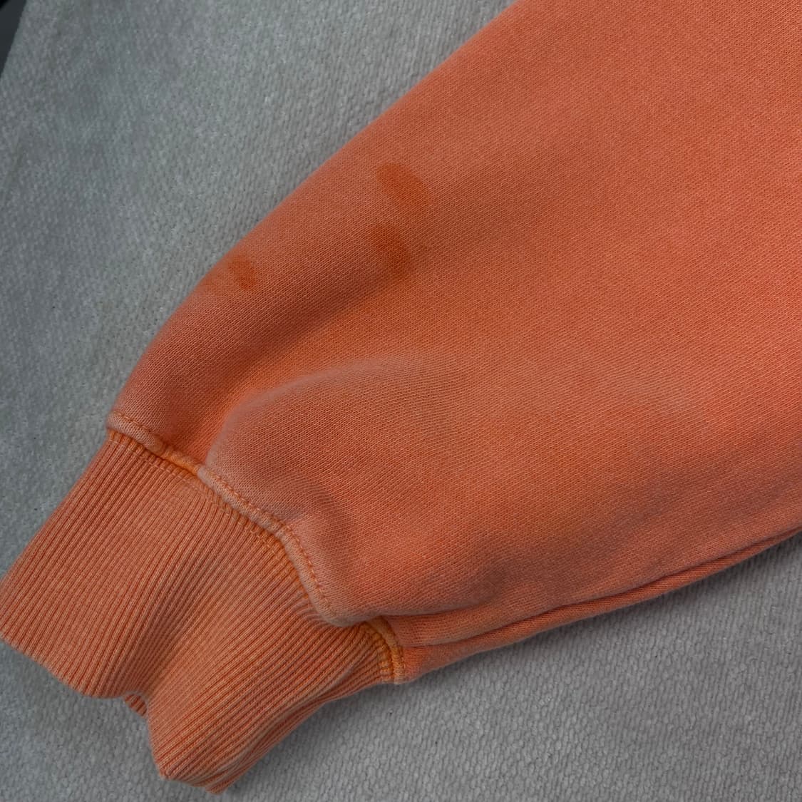 100 아이앱 스튜디오 피그먼트 살몬 후드티 상품이미지5