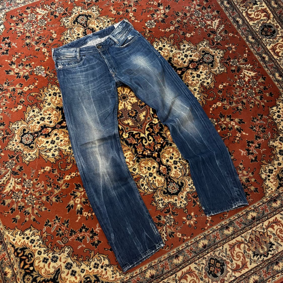 디젤 아카이브 워싱 데님 팬츠 중청 (30-31) 상품이미지4