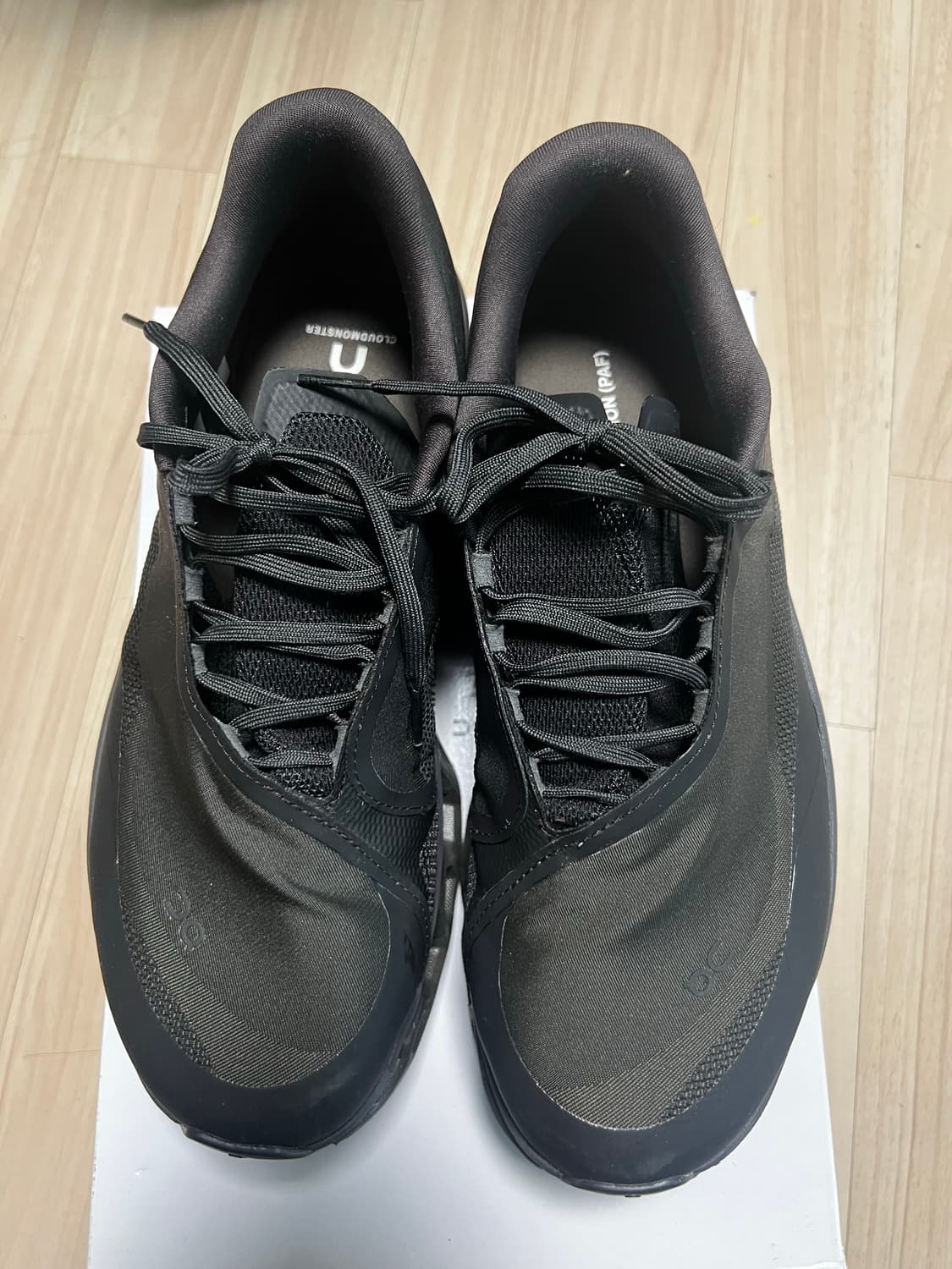 파프 온러닝 클라우드 몬스터 쏜 브라운 285 상품이미지4