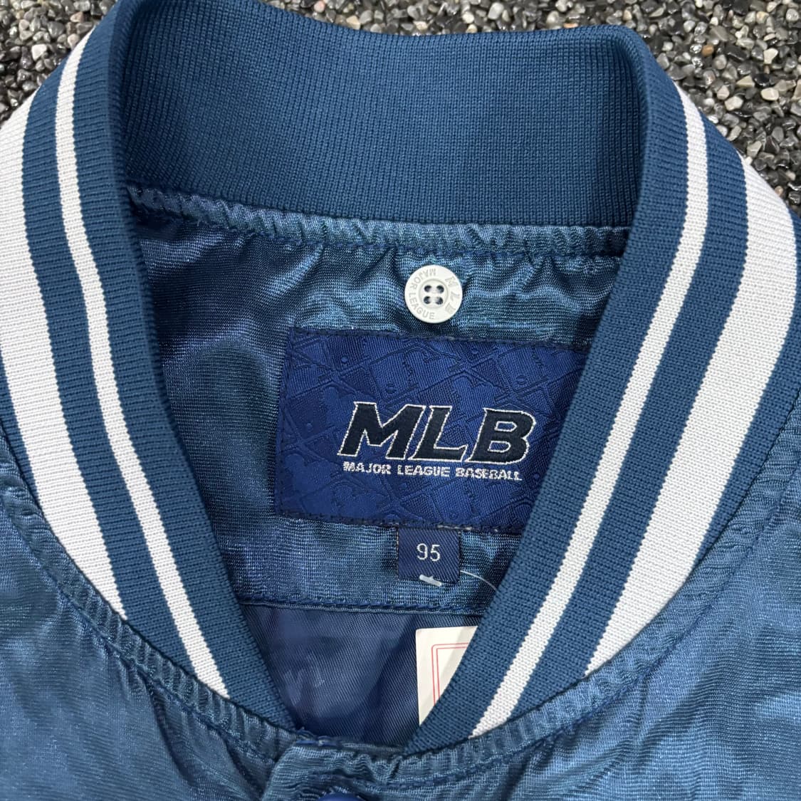MLB 뉴욕 양키스 새틴 바시티 자켓 상품이미지3