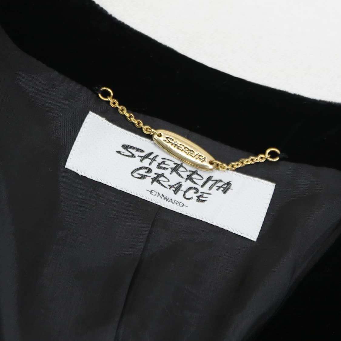 SHERRITA GRACE 브이넥 카라리스 벨벳 자켓 (여성용) 상품이미지5