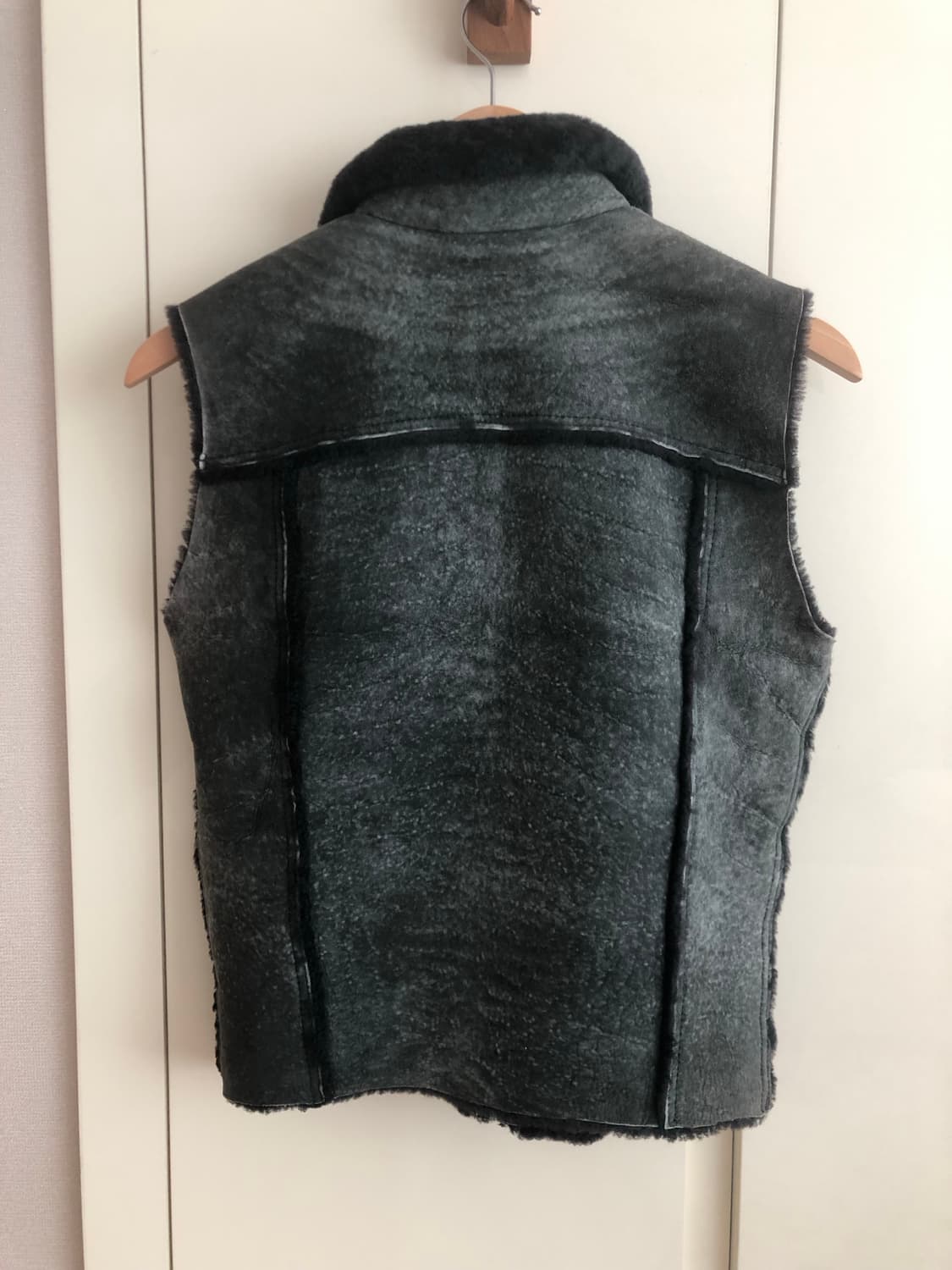 RUFFO(루포) 쉐어링(무스탕) 베스트 자켓 상품이미지3