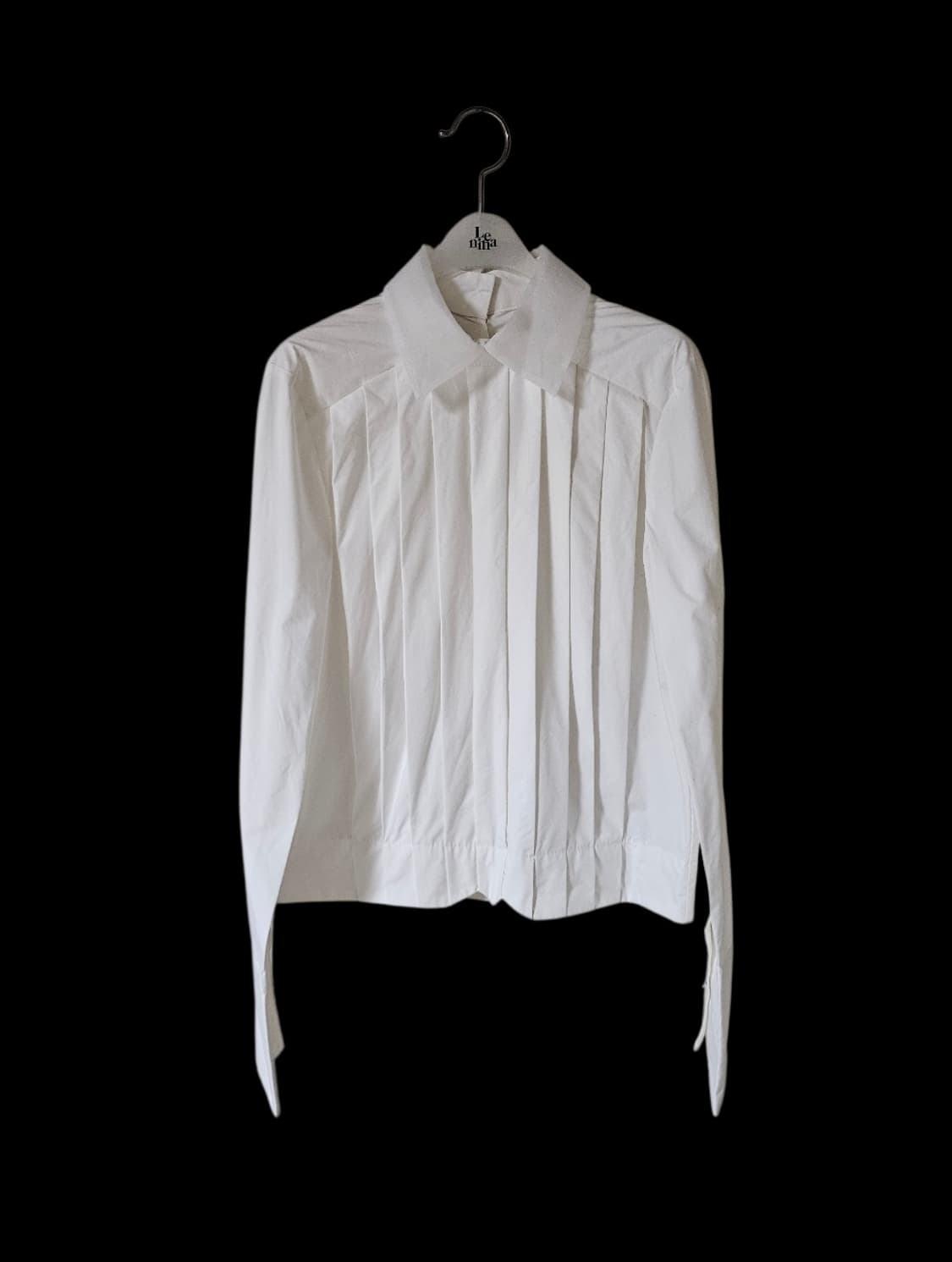 핀턱 디테일 화이트 셔츠 / 미착용 / 소매 진주버튼 / 후면여밈 상품이미지9