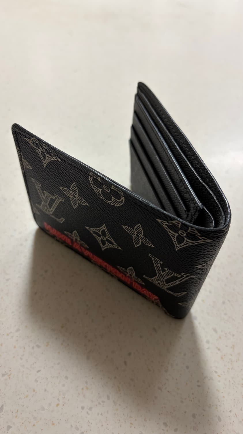 루이비통 업사이드다운 한정판 반지갑  상품이미지8