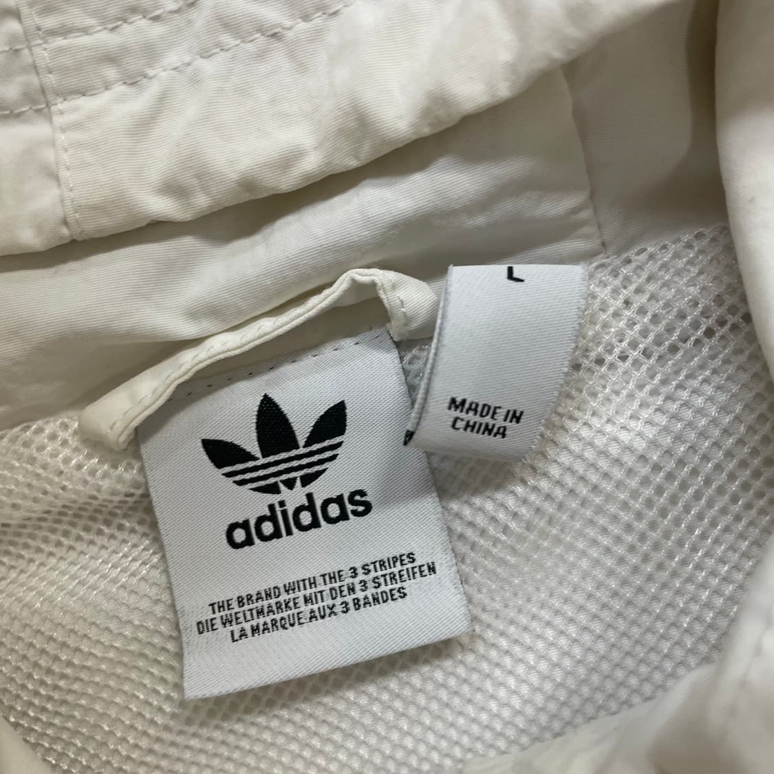 아디다스 트레포일 로고 크롭 바람막이 자켓 화이트 상품이미지4