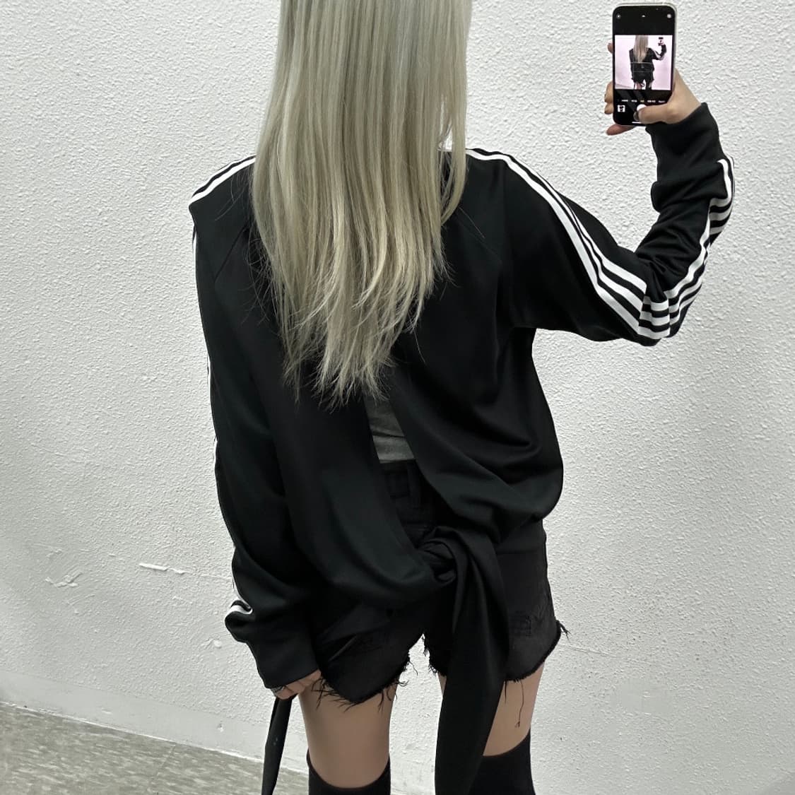 아디다스 X 제레미스캇 타이 테일스 트랙탑 100 상품이미지1