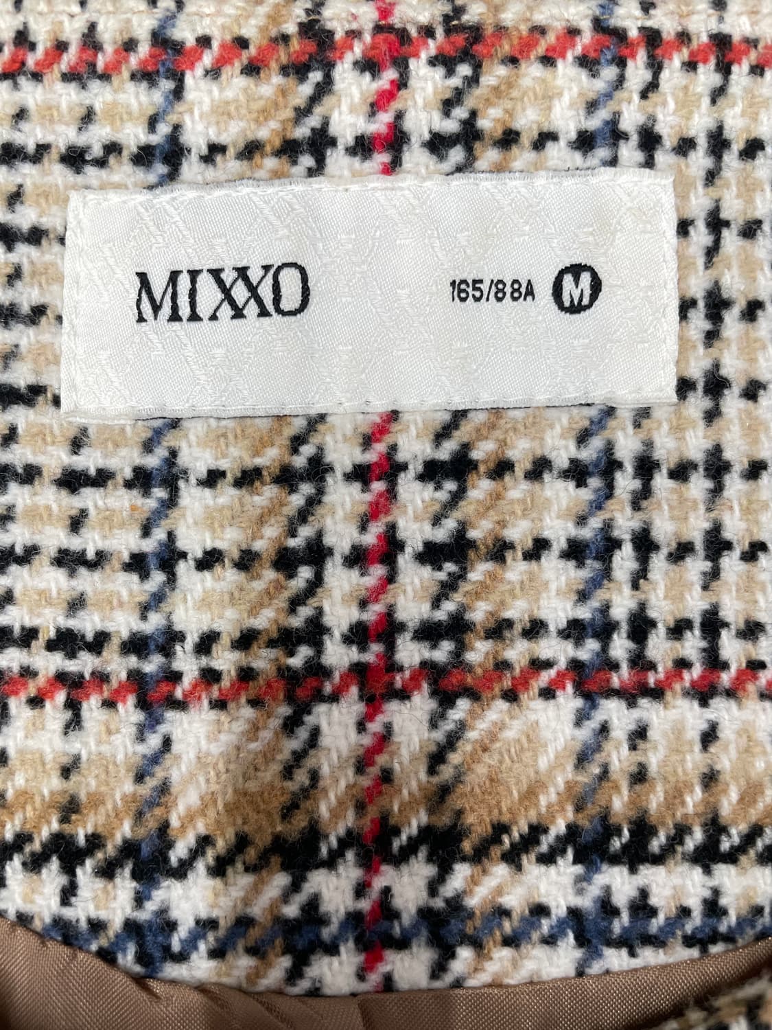 미쏘(MIXXO) 노칼라 라운드 체크 트위드 자켓 상품이미지7