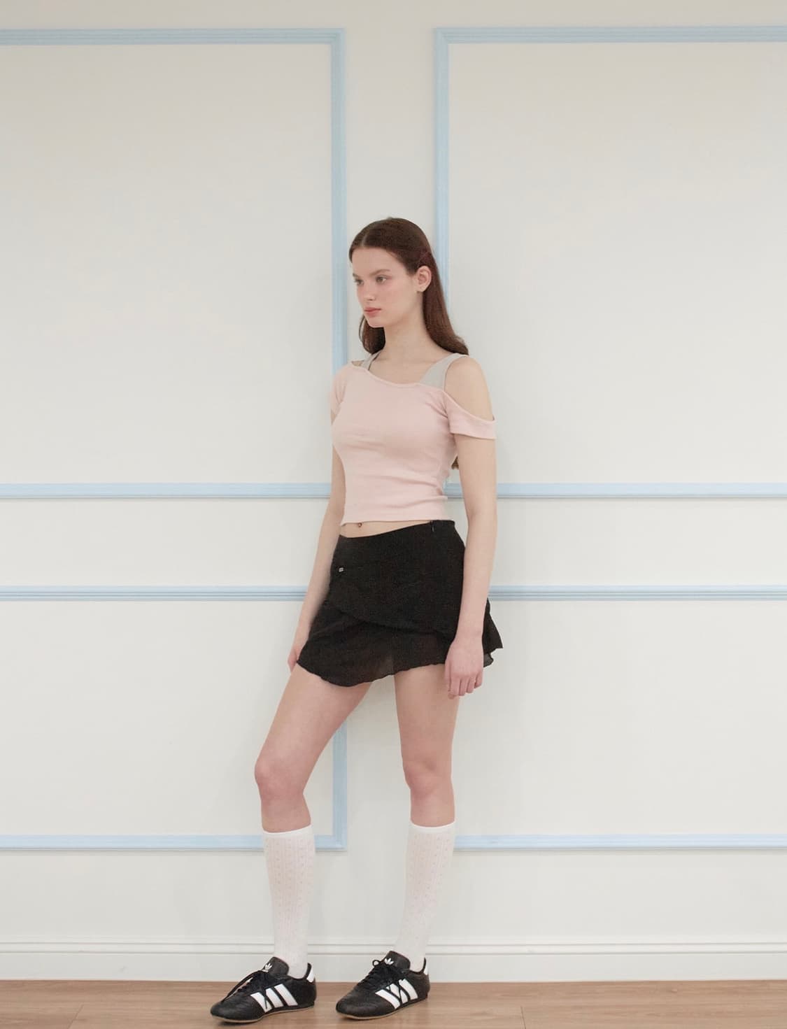 [새상품] 키시닝 오프숄더 레이어드 슬리브 탑 (핑크) (반팔 티셔츠) 상품이미지3