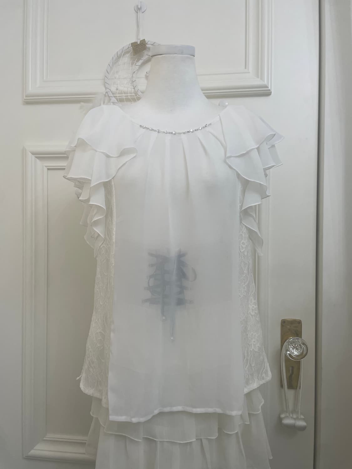 white ruffle side lace fairy blouse 상품이미지1