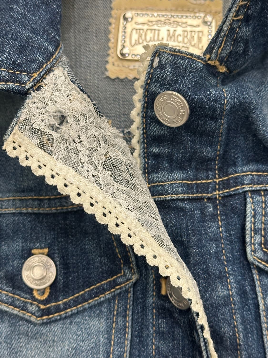M)CECIL McBEE 빈티지 여성 레이스 디테일 데님자켓 상품이미지4