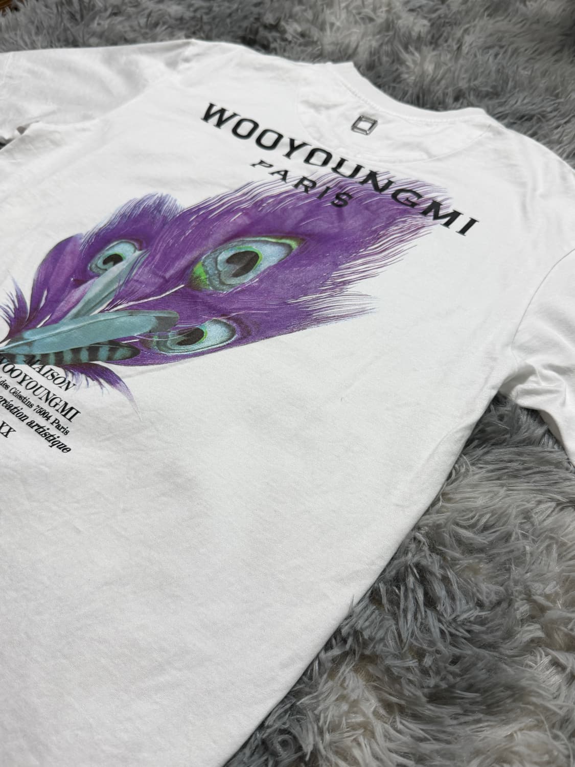 우영미 깃털 백로고 반팔티 상품이미지2