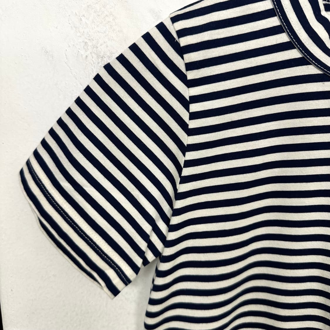 꼼데가르송 준야와타나베 스트라이프 목넥 티 상품이미지4