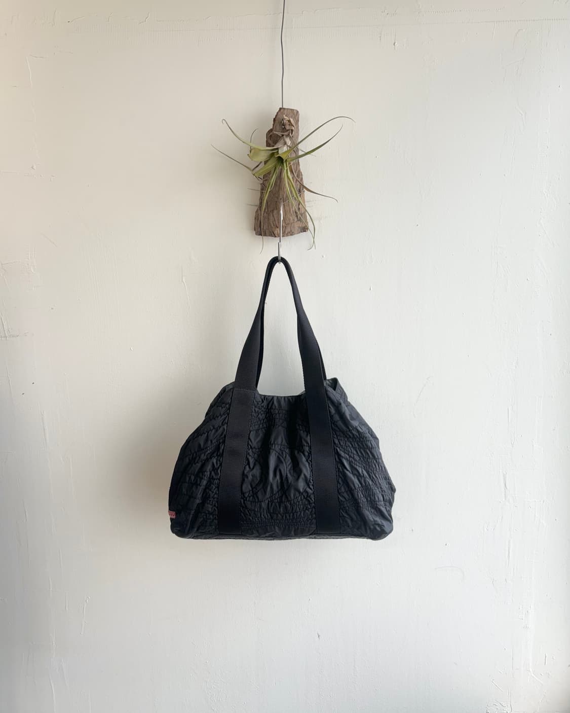 프라다 블랙 나일론 숄더백 상품이미지1