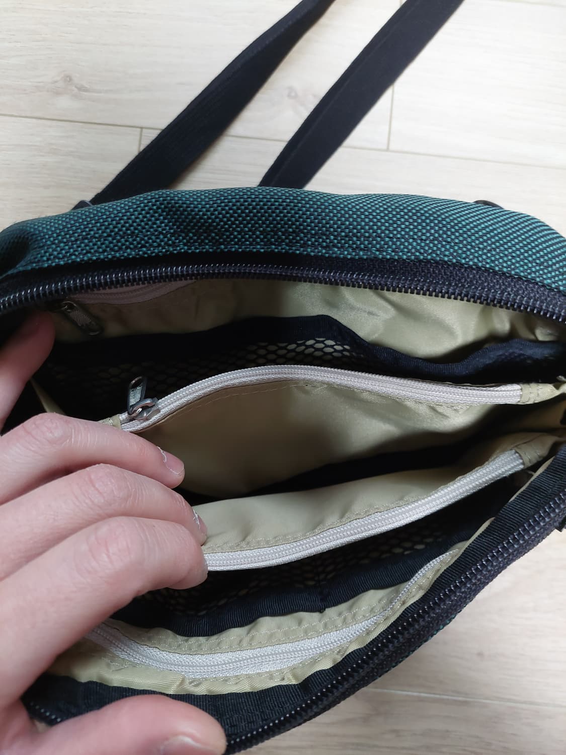 노스페이스 크로스백 상품이미지4