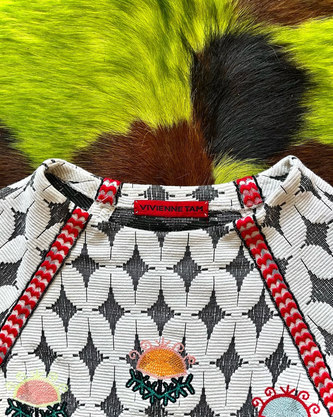 VIVIENNE TAM Oriental Embroidery Top 상품이미지4