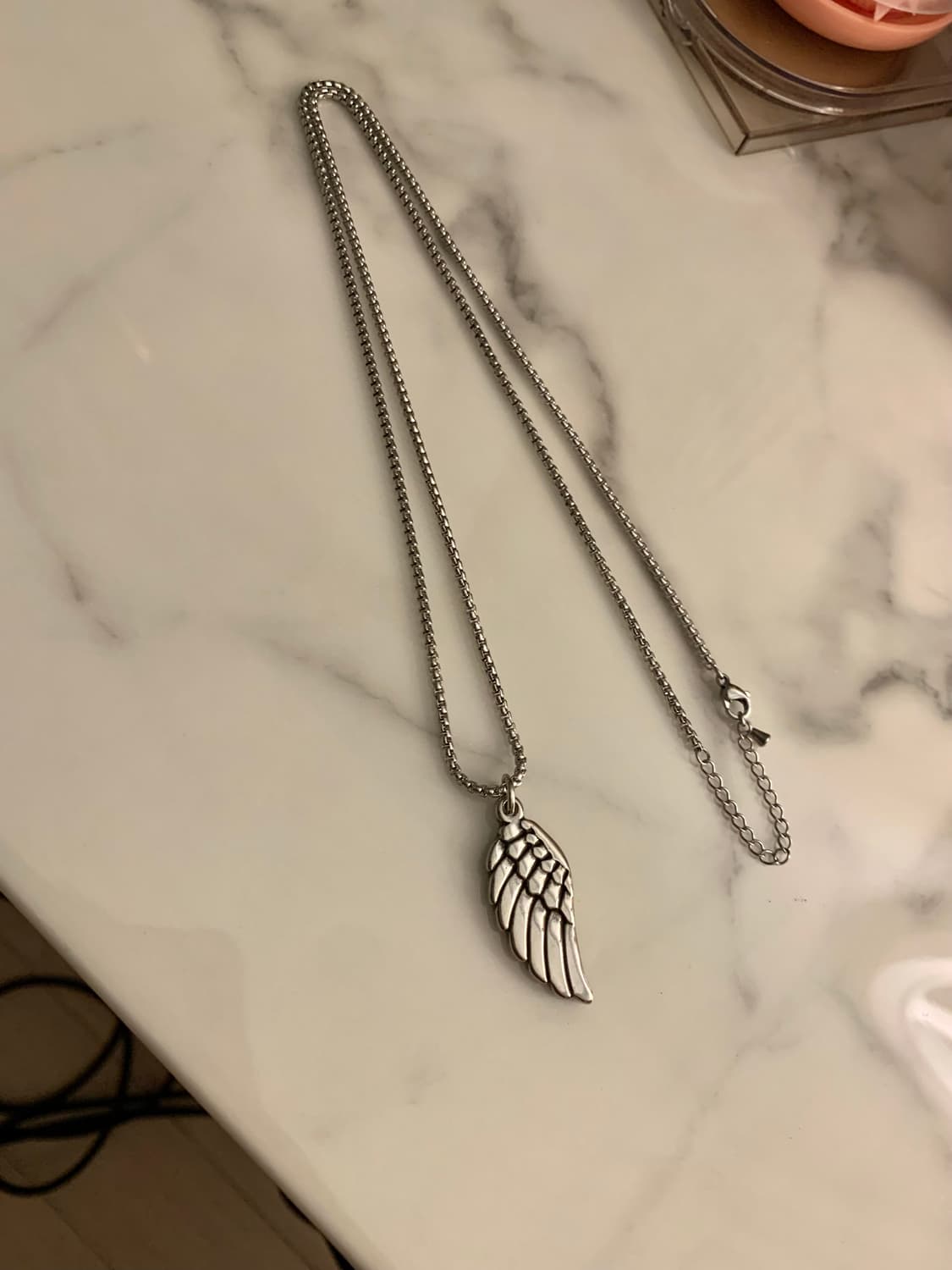 써지컬 펑크 실버 날개 롱목걸이 상품이미지1