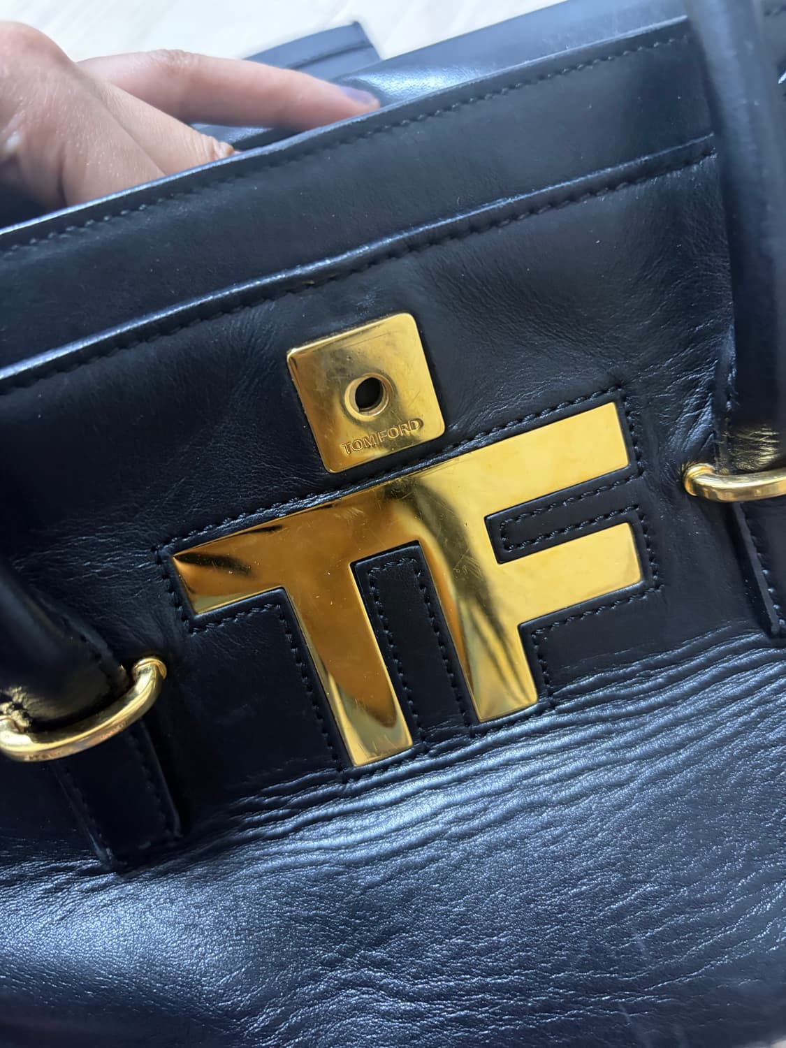 tomford 톰포드 블랙 레더 토트백 상품이미지5
