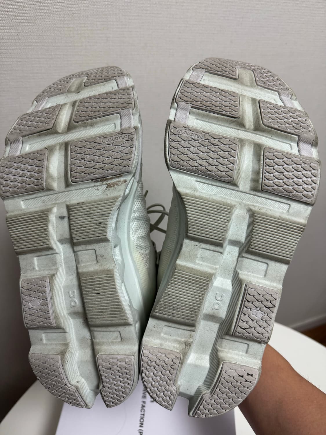 온러닝 파프 클라우드 몬스터2 베이퍼 프로스트 화이트 상품이미지4