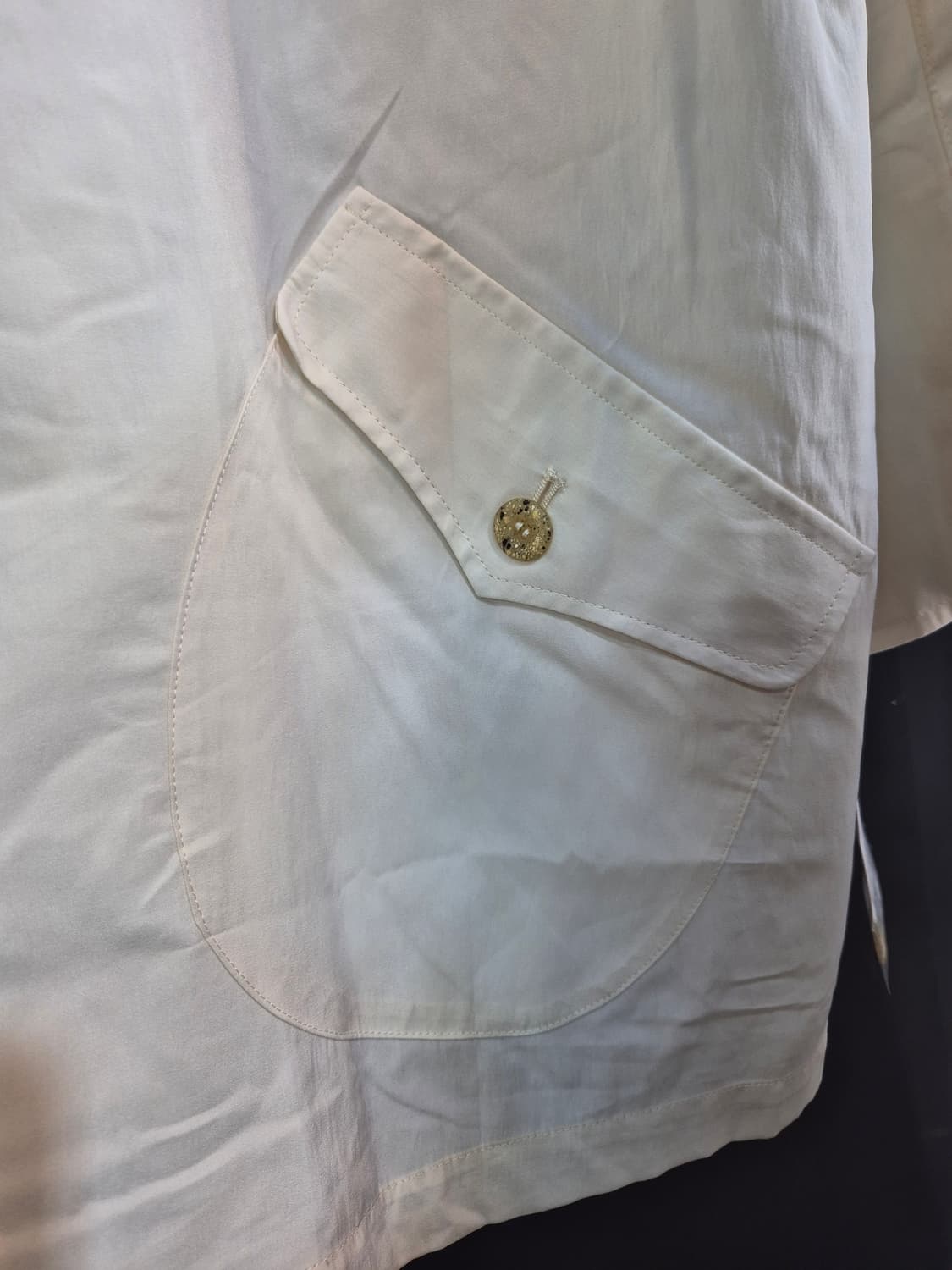 아이보리 M사이즈 셔츠형 자켓 텍달림 새상품 상품이미지5