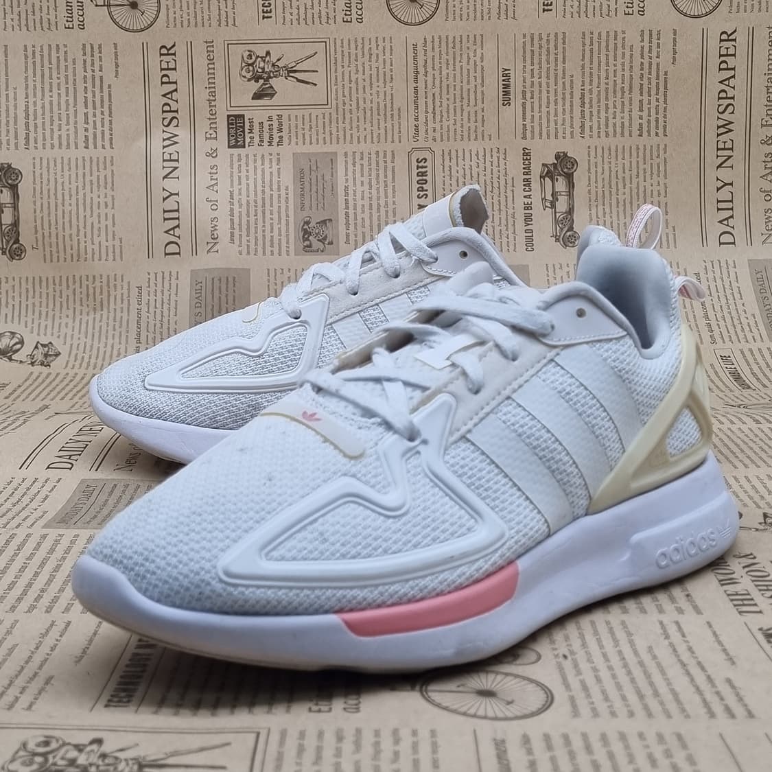아디다스 zx 2k 플럭스 여성운동화230  상품이미지1