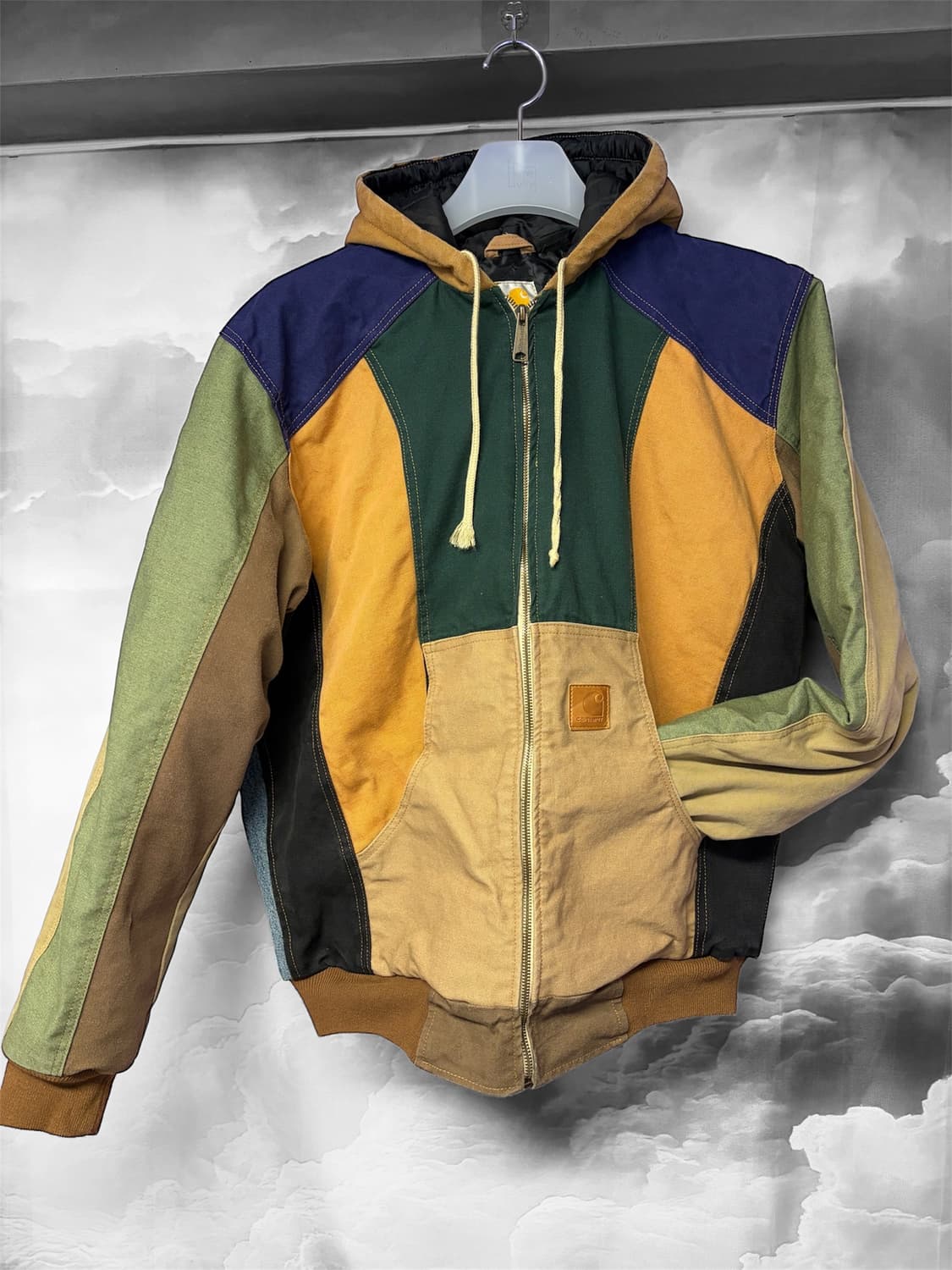 칼하트 리메이크 패치워크 후드자켓 상품이미지1