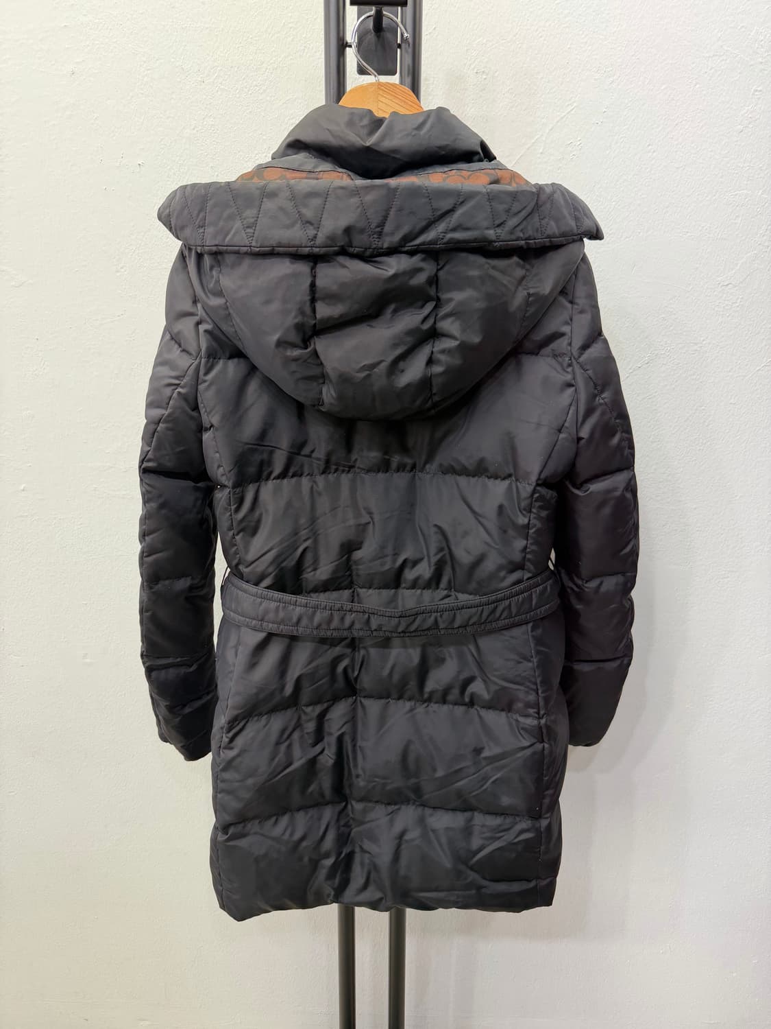 정품) 코치 여상 블랙 벨티드 패딩 점퍼 S 상품이미지5