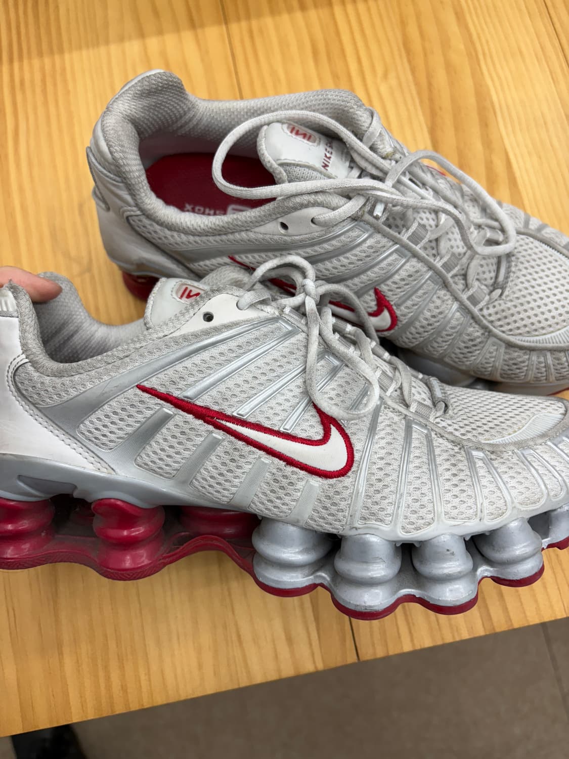 나이키 샥스 레드 240 us7 상품이미지1