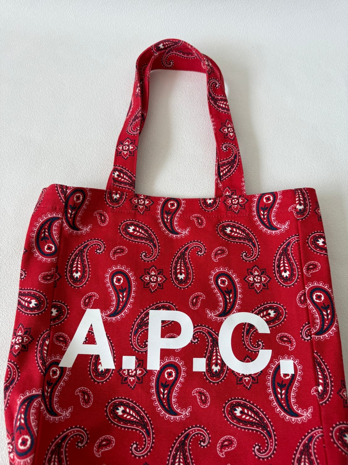아페쎄(A.P.C) 페이즐리 에코백 상품이미지3